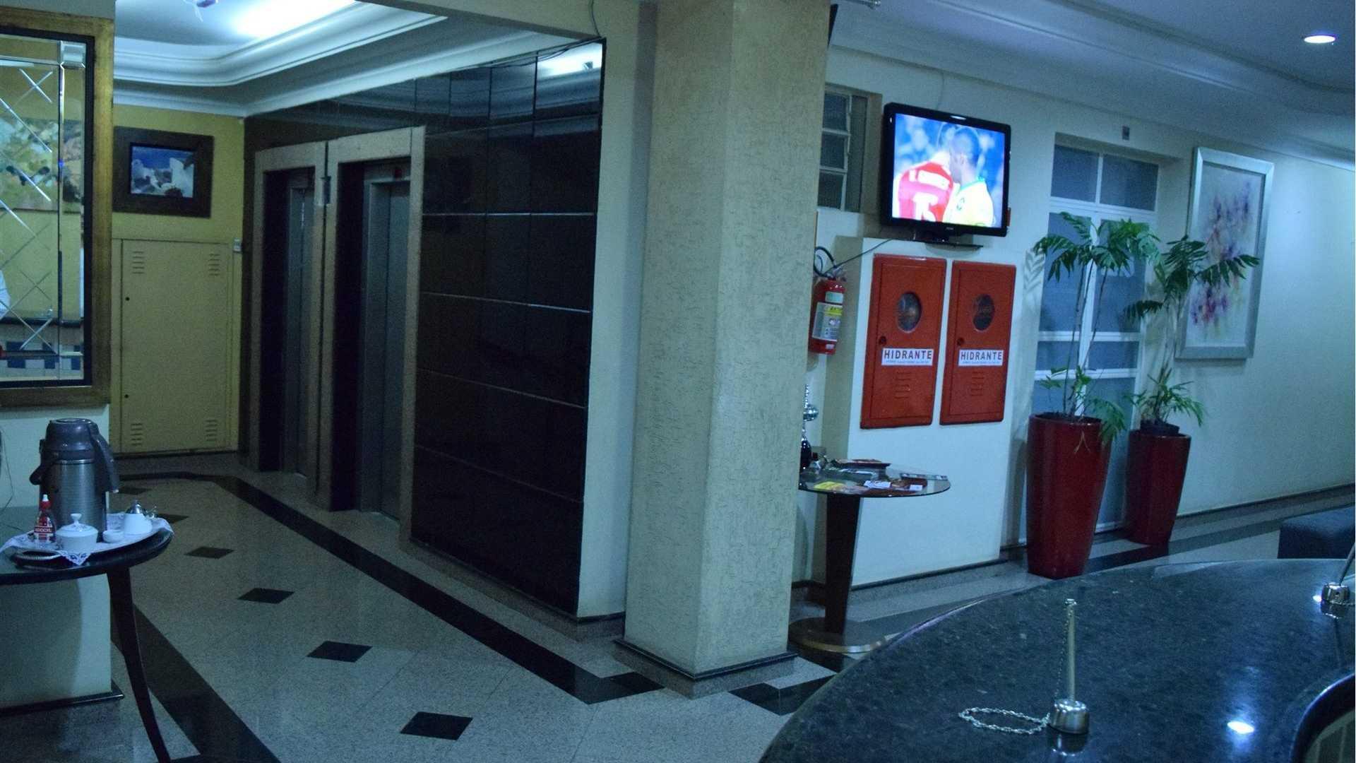 Maria Ricca Hotel ฟอสดูอีกวาซู ภายนอก รูปภาพ